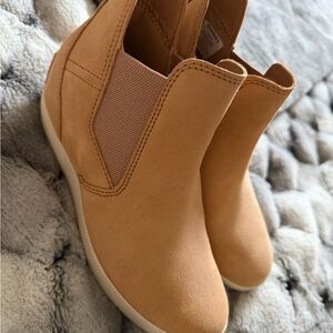 Sorel Tan Wedge Ankle Booties with Elastic Side Panels